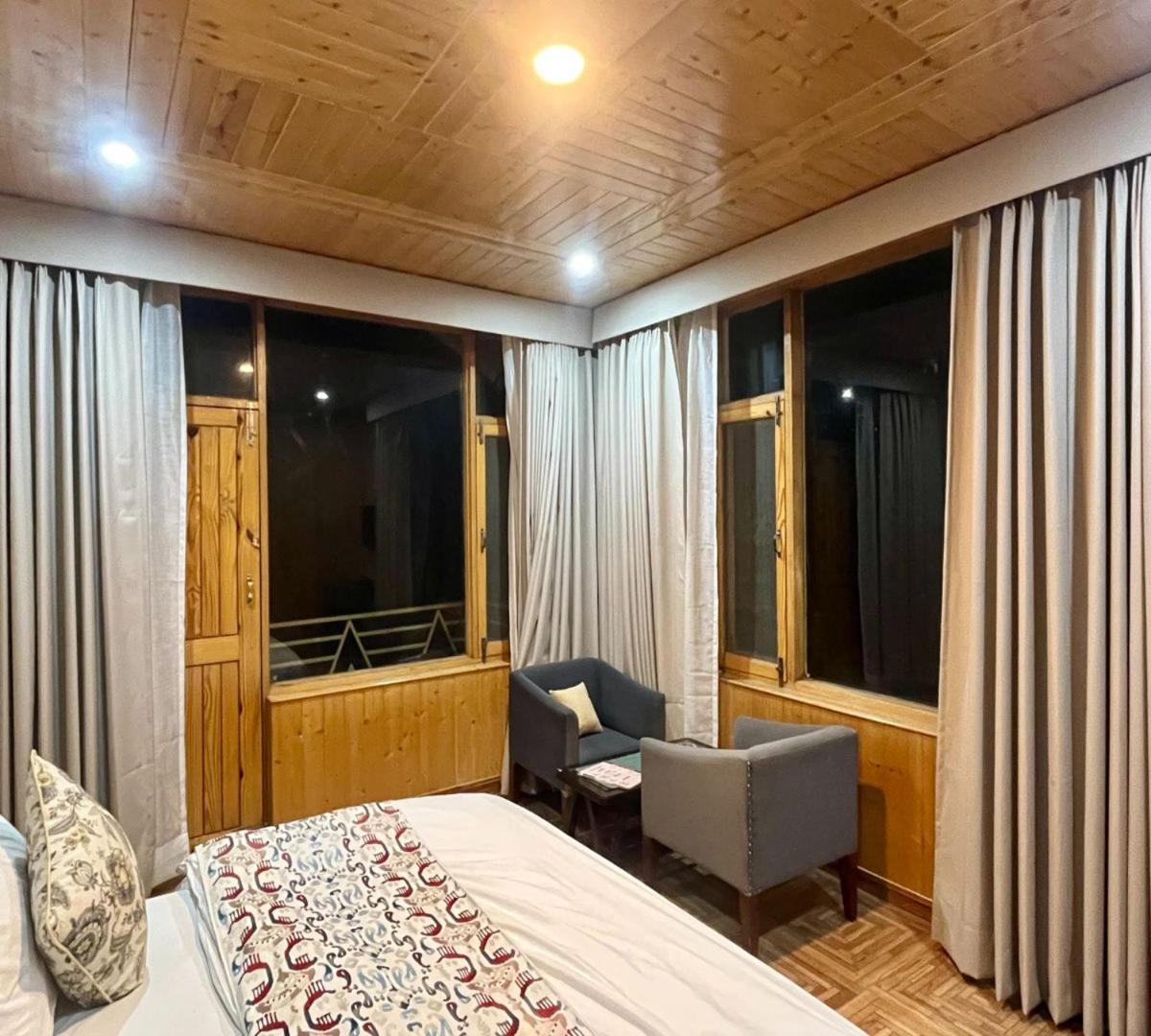 Vashist Snow Range Resort And Cottage מראה חיצוני תמונה